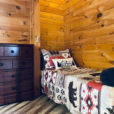 Serenity Escape Treehouse On 14 Acres Near Little River Canyon Fort Payne Exterior photo