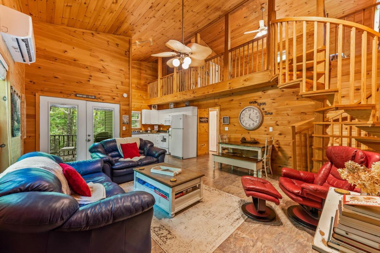 Serenity Escape Treehouse On 14 Acres Near Little River Canyon Fort Payne Exterior photo